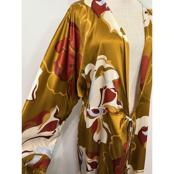 NWT Reformation Gilbert Silk Wrap Dress Sepia Sexy Classy Medium M NWT $348 - Picture 5 of 8